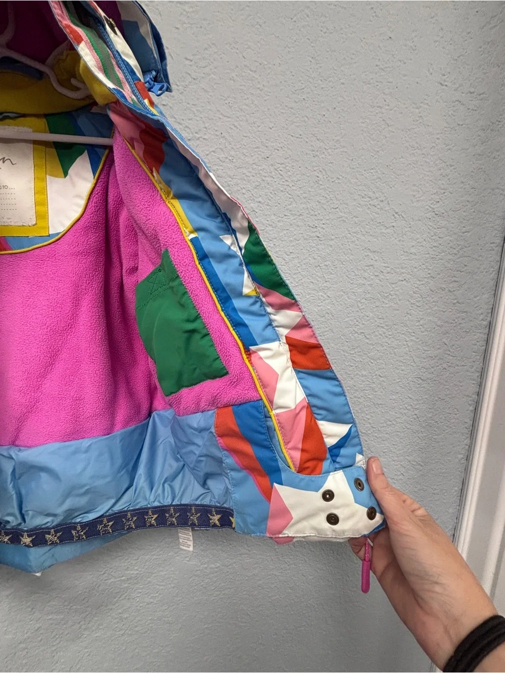 Boden Kids All-Weather Waterproof Ski Jacket in Multicolor, Geometric Star Pttrn